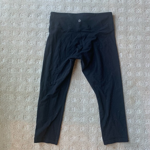 Lululemon black wunder under crop - Picture 5 of 5